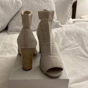 Women Highhill shoes